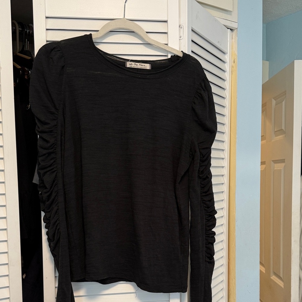 We the free black long sleeve T-shirt- large